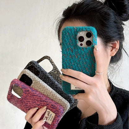 Fluffy Knit Fabric Phone Case・Compatible with iPhone 16 Series・8123