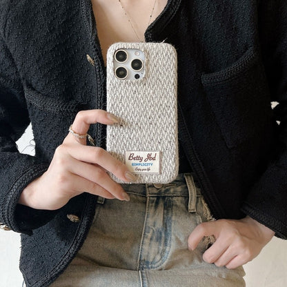 Fluffy Knit Fabric Phone Case・Compatible with iPhone 16 Series・8123