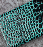 Finely Crafted Leather Crocodile-Embossed Phone Case – Compatible with iPhone 13/14 Series