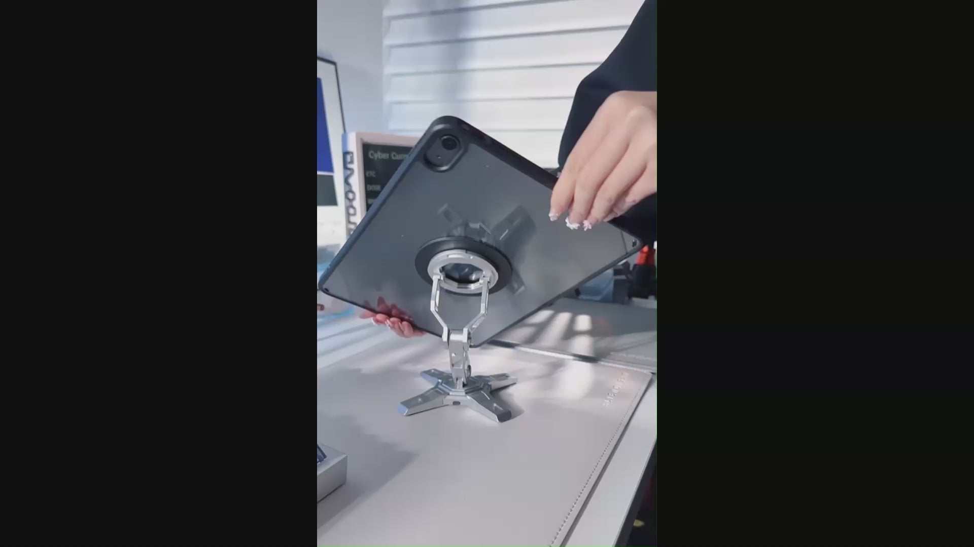 Futuristic Mechanical Arm Desk Phone Stand 8220